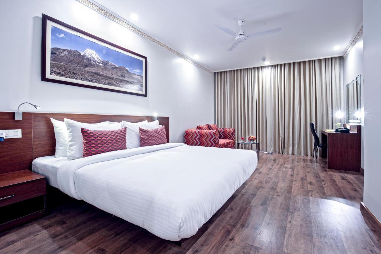 Lemon Tree Hotel Гангток Экстерьер фото